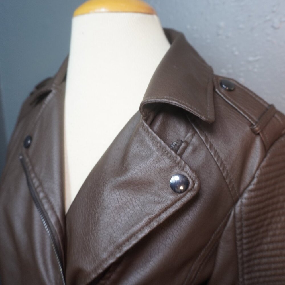 Celebrity Pink Juniors Womens Brown Faux Leather Moto Jacket Size Small - Picture 4 of 8